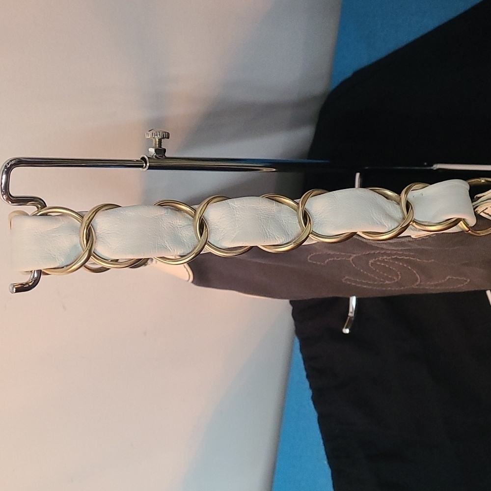 CHANEL CC Vintage Olsen Bag - Picture 5 of 17